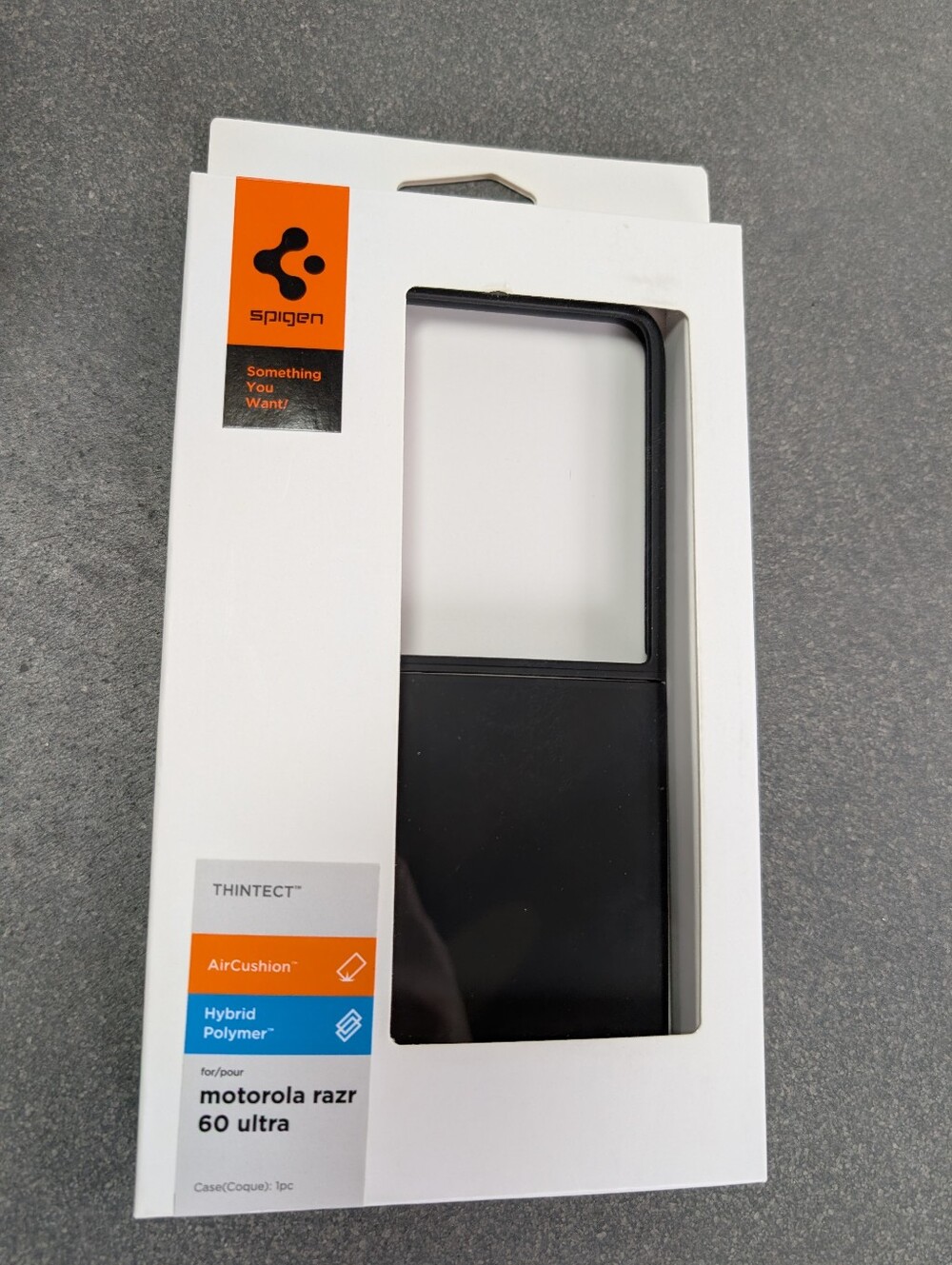 Razr Ultra 2025 2026 Spigen Thintwct Black Phone Case for Motorola